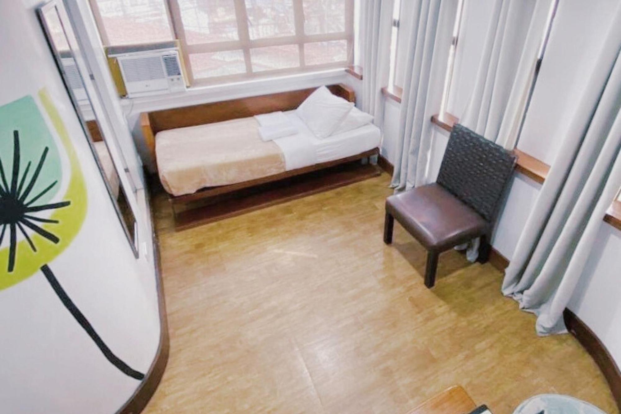 Urban Inn Iloilo Chambre photo